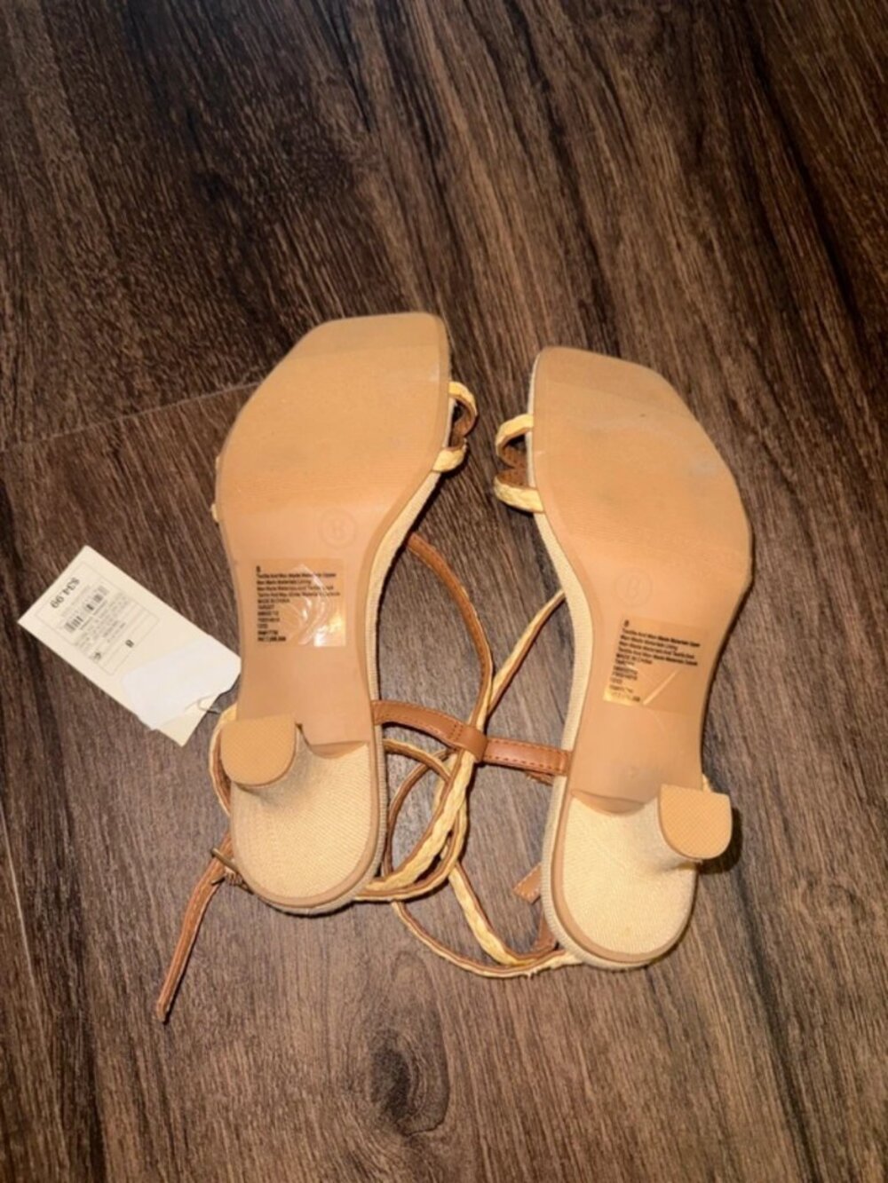 Target heels - Picture 3 of 4